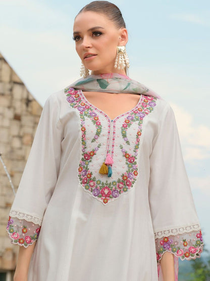 Floral Embroidered V-Neck Straight Thread Work Kurta With Trousers & Dupatta