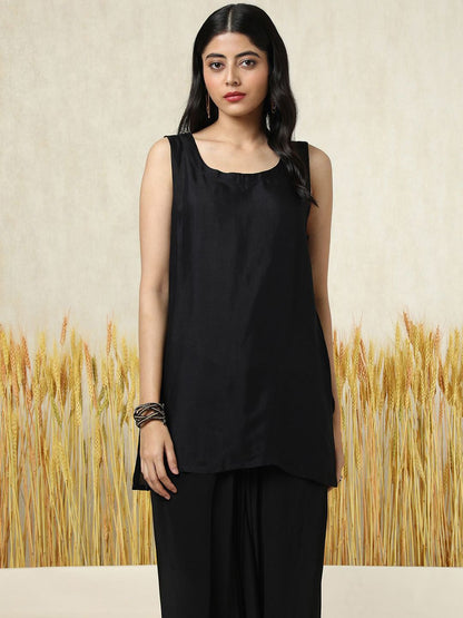 Dhiyona SO Women's Floral Embroidered Square Neck Layered A-Line Kurti With Dhoti Pants