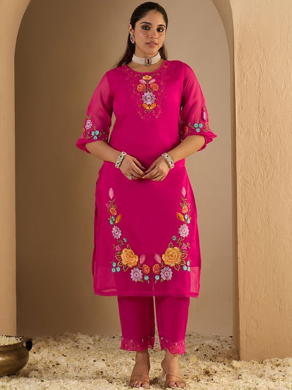 Women Floral Embroidered Regular Thread Work Kurta with Trousers & With Dupatta