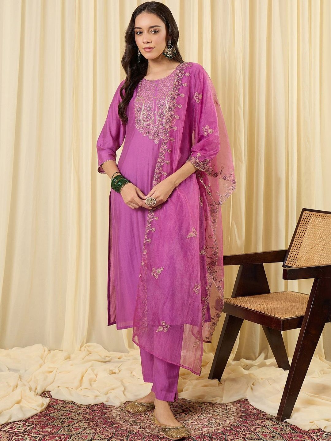 Women Ethnic Motifs Embroidered Regular Thread Work Kurta with Trousers & With Dupatta