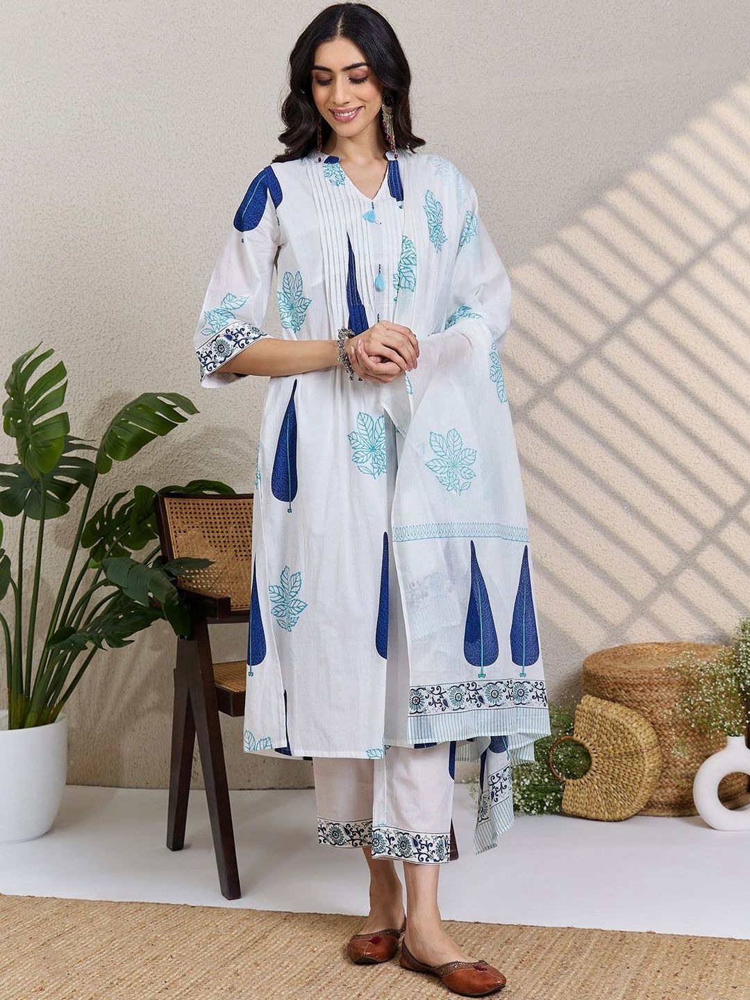 Women Ethnic Motifs Printed Regular Pure Cotton Kurta with Trousers & With Dupatta
