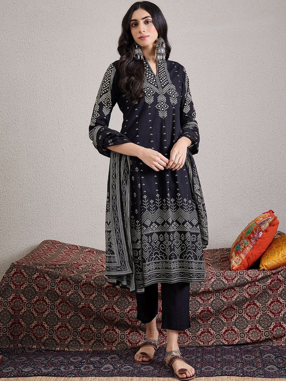 Women Bandhani Printed Cotton Kurta with Trousers & Dupatta