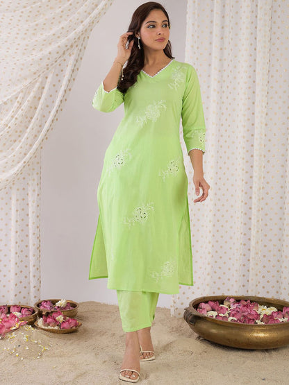Dhiyona IE Embroidered Three-Quarter Sleeves V-Neck Pure Cotton Tunic With Trouser