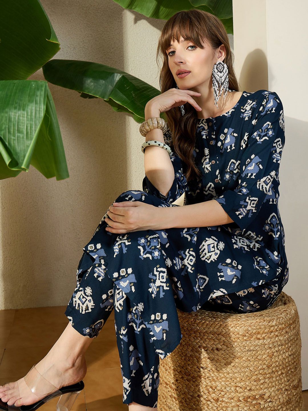 Women Ethnic Motifs Printed Regular Kurta with Trousers