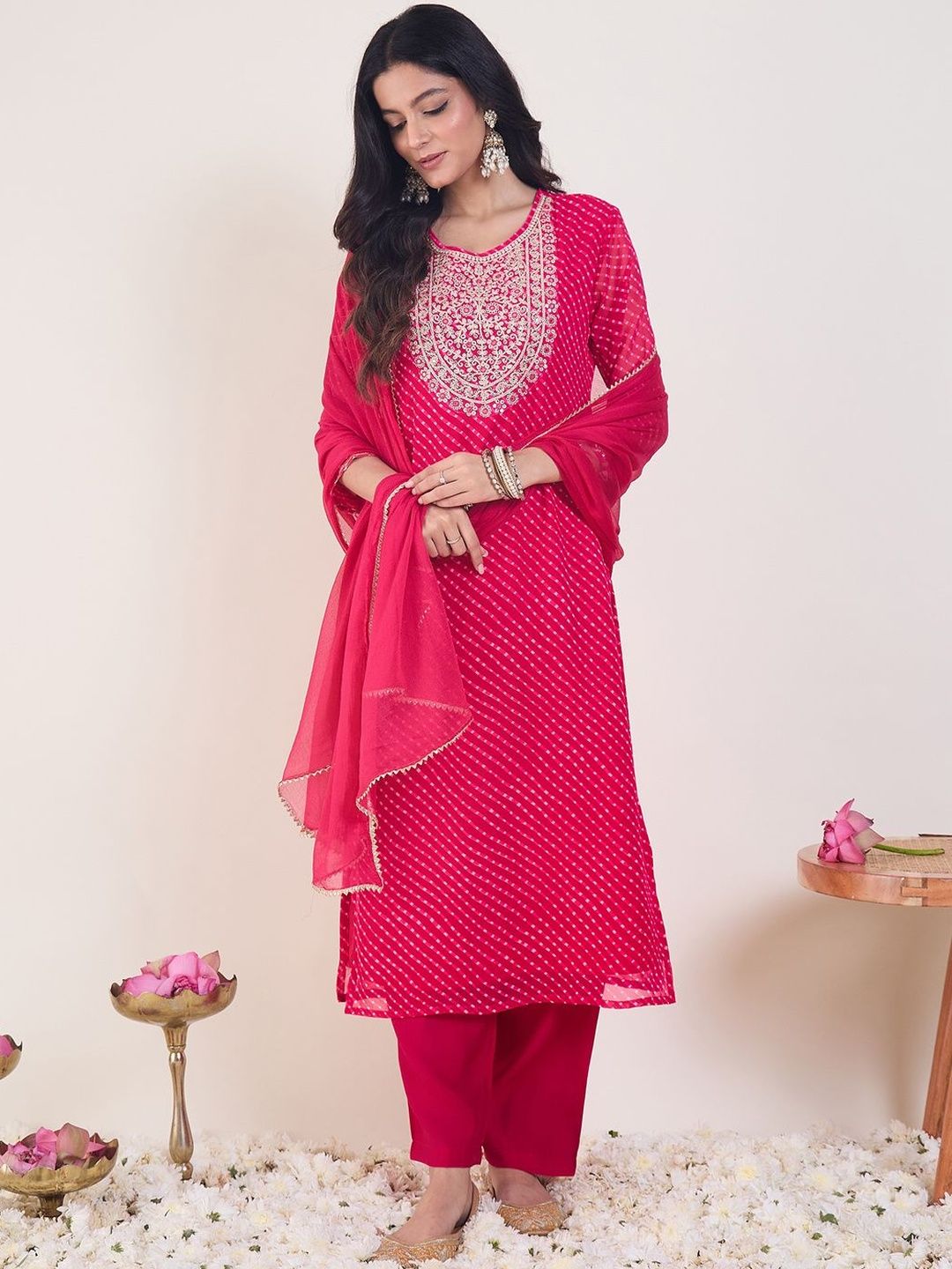 Leheriya Printed Regular Sequinned Kurta With Trousers & Dupatta