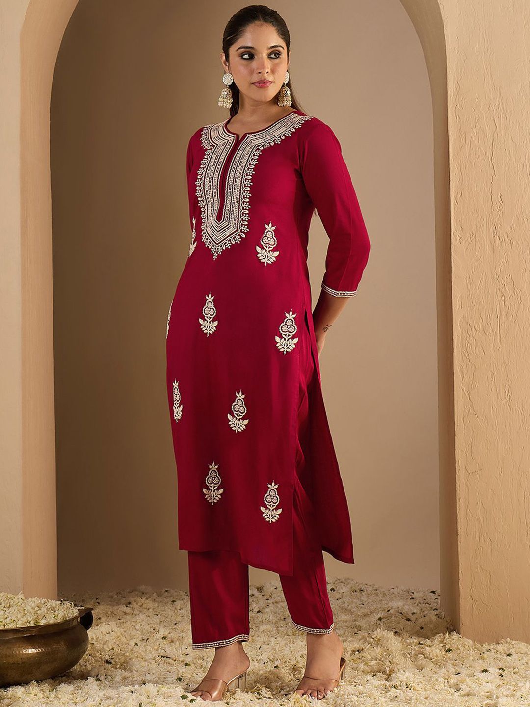 Dhiyona IE Embroidered Tunic With Trousers Co-Ords