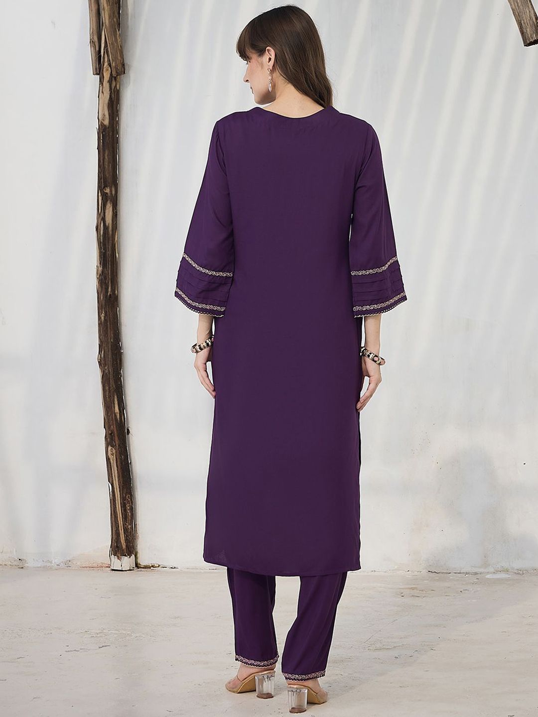 Dhiyona IE Floral Embroidered V-Neck Tunic With Trousers