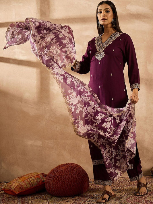 Floral Embroidered Straight Zari Work Kurta With Trousers & Dupatta