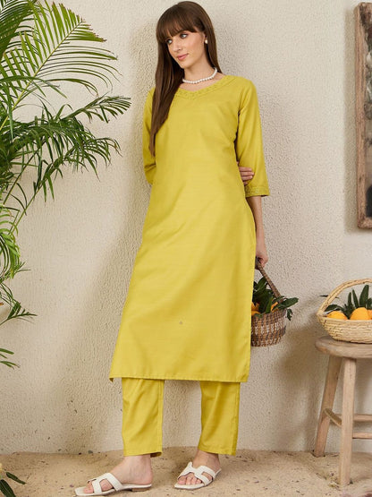 Women Solid Kurta with Trousers