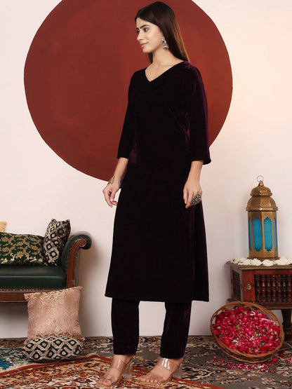 Dhiyona VA Women'sGota Patti Lace Velvet Winter kurta with Trouser & Dupatta
