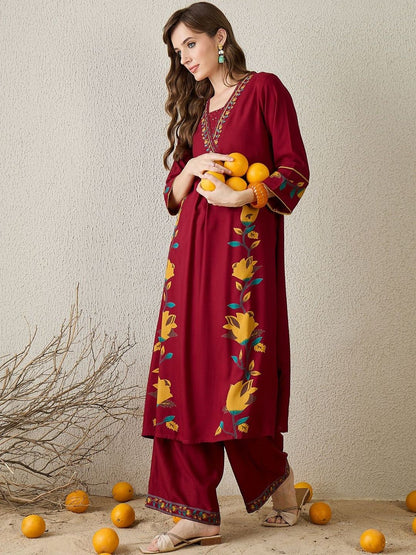Women Floral Printed Regular Thread Work Kurta with Palazzos