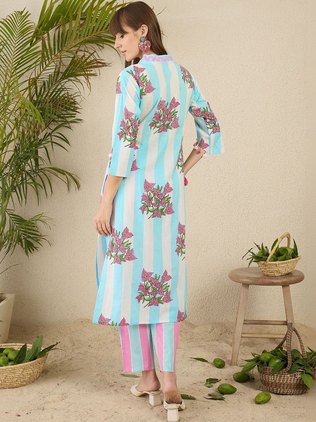 Women Floral Printed Regular Pure Cotton Kurta with Trousers