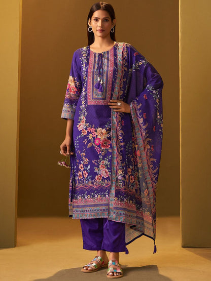 Women Floral Printed Regular Kurta with Trousers & Dupatta