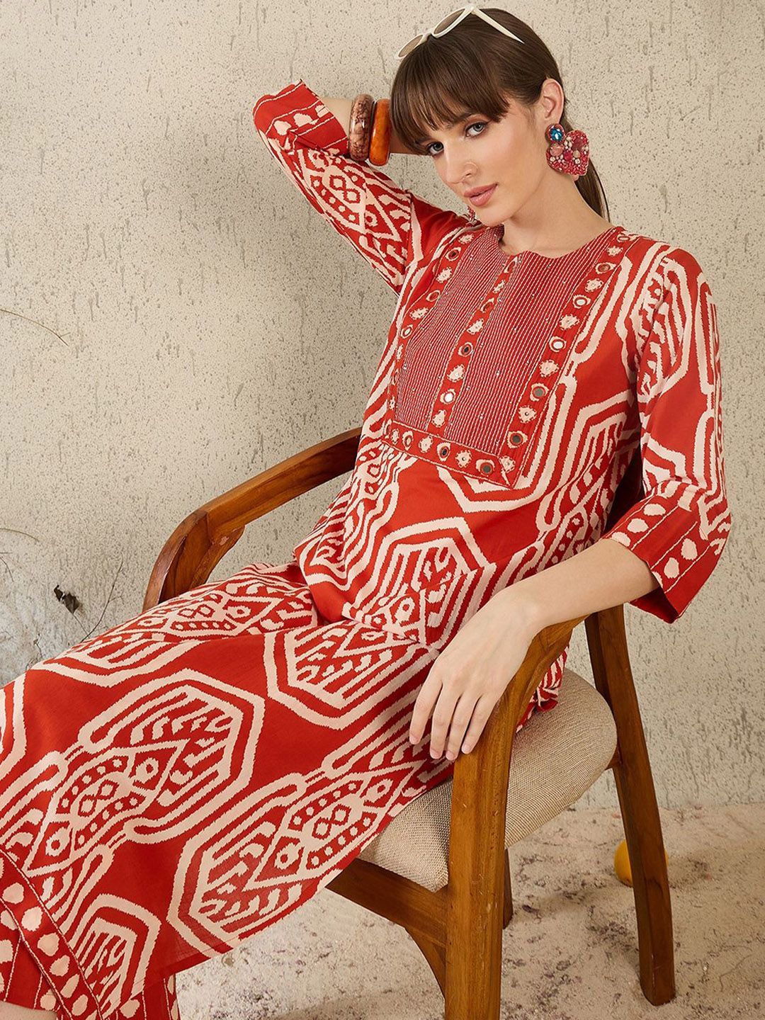 Women Ethnic Motifs Printed Pure Cotton Kurta with Trouser