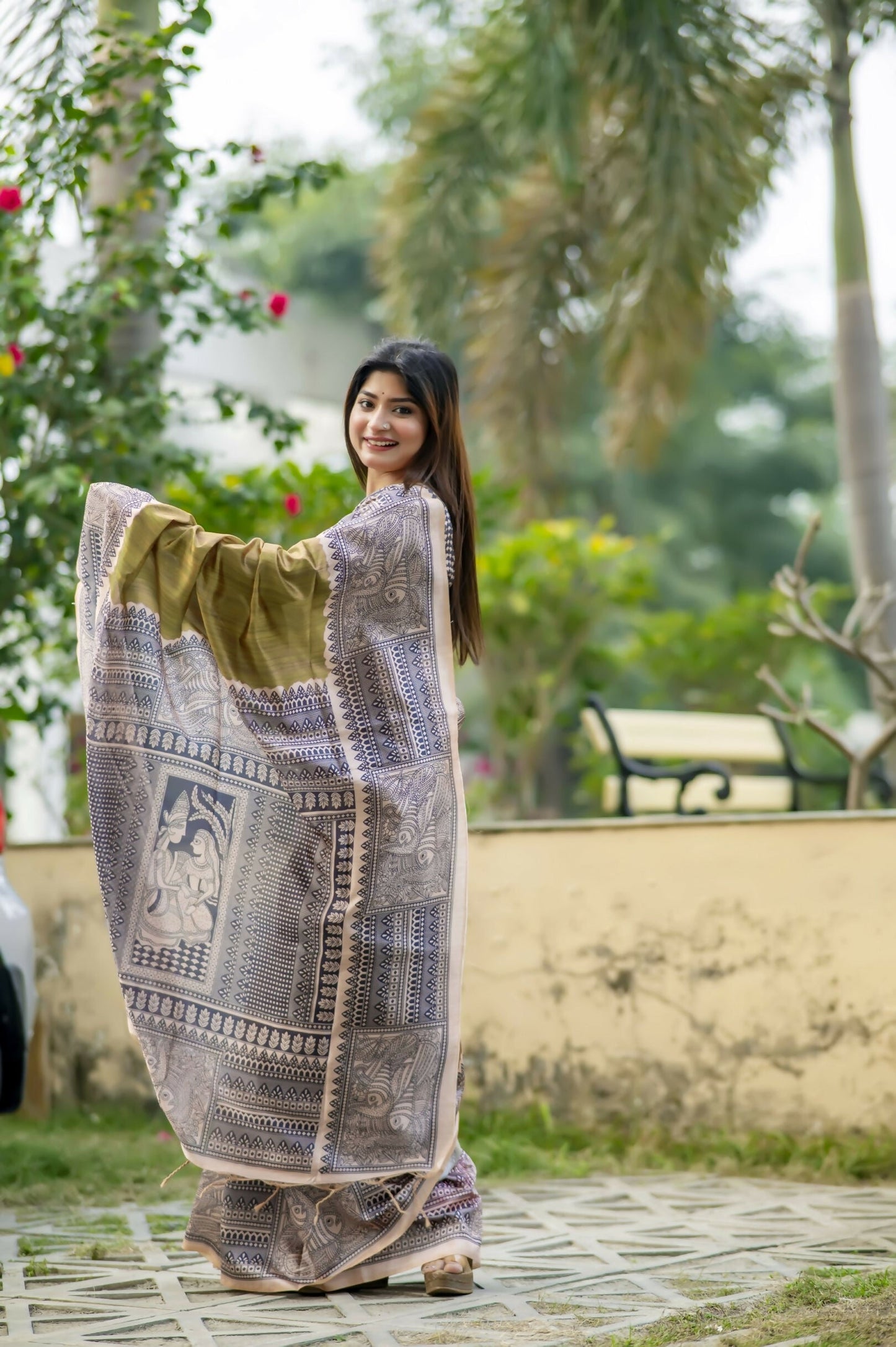 Women Yogita Madhubani 3 Mahendi Saree With Unstiched Blouse