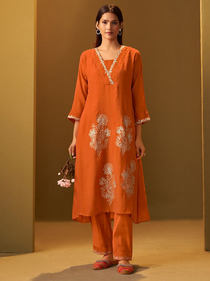Ethnic Motifs Embroidered V-Neck Thread Work A-Line Kurta & Trousers