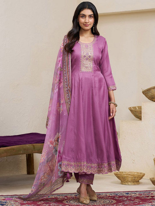 Dhiyona CH Floral Yoke Design Thread Work Anarkali Kurta With Trousers And Dupatta