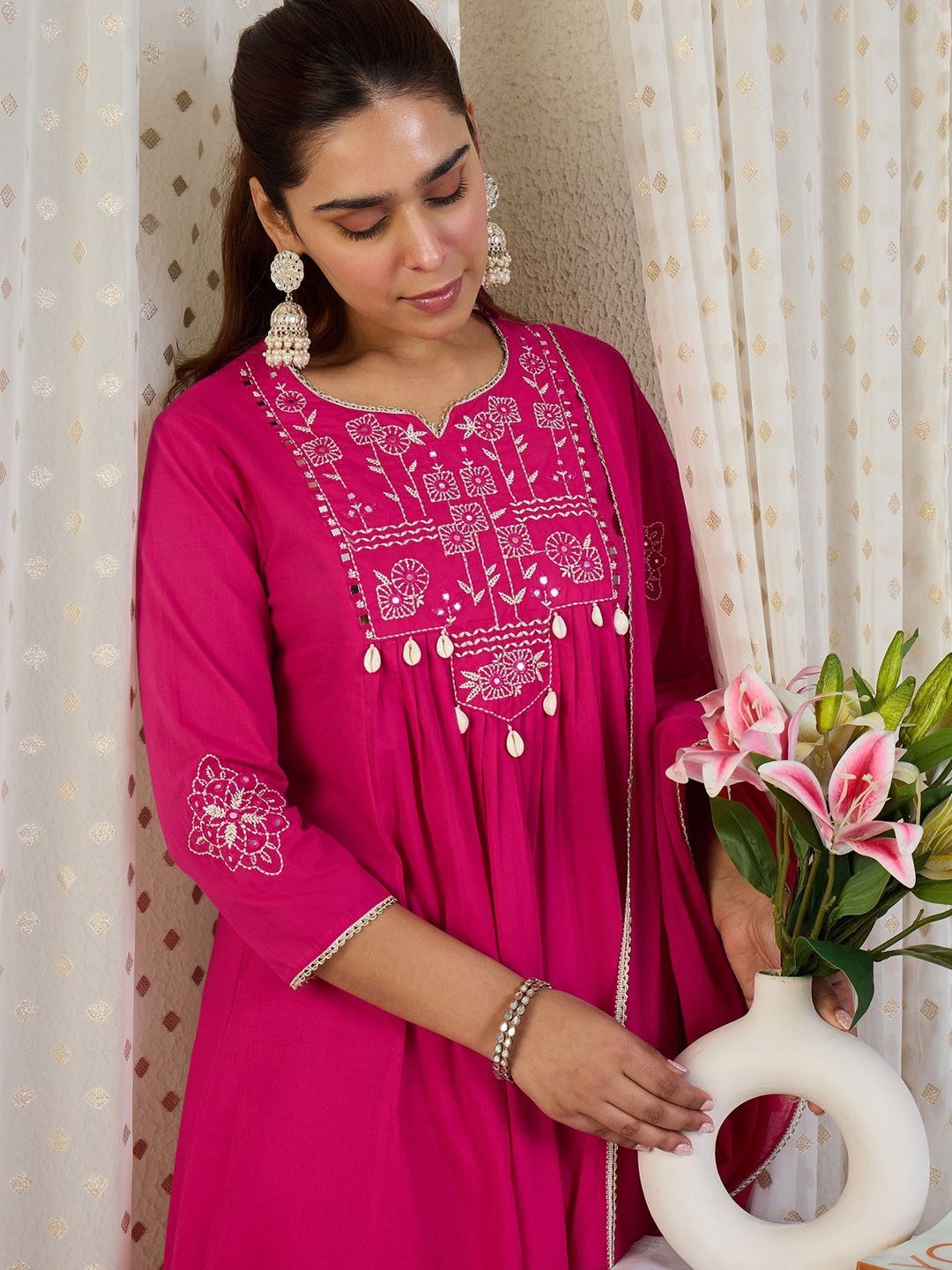 Embroidered Notch Neck Thread Work Pure Cotton Kurta With Trousers & Dupatta