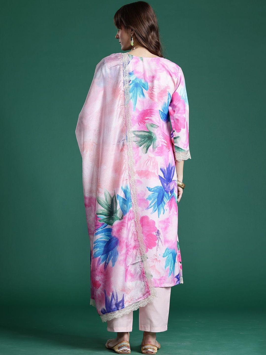 Women Floral Printed Regular Thread Work Kurta with Trousers & With Dupatta