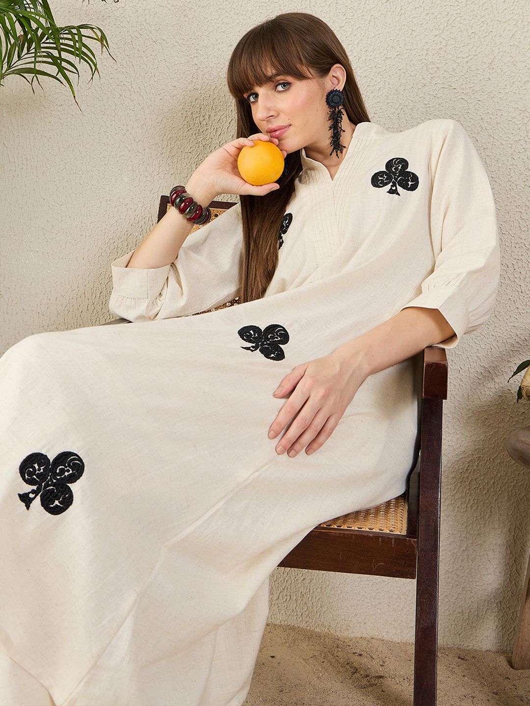 Floral Embroidered Mandarin Collar Thread Work Pure Cotton A-Line Kurta & Palazzo