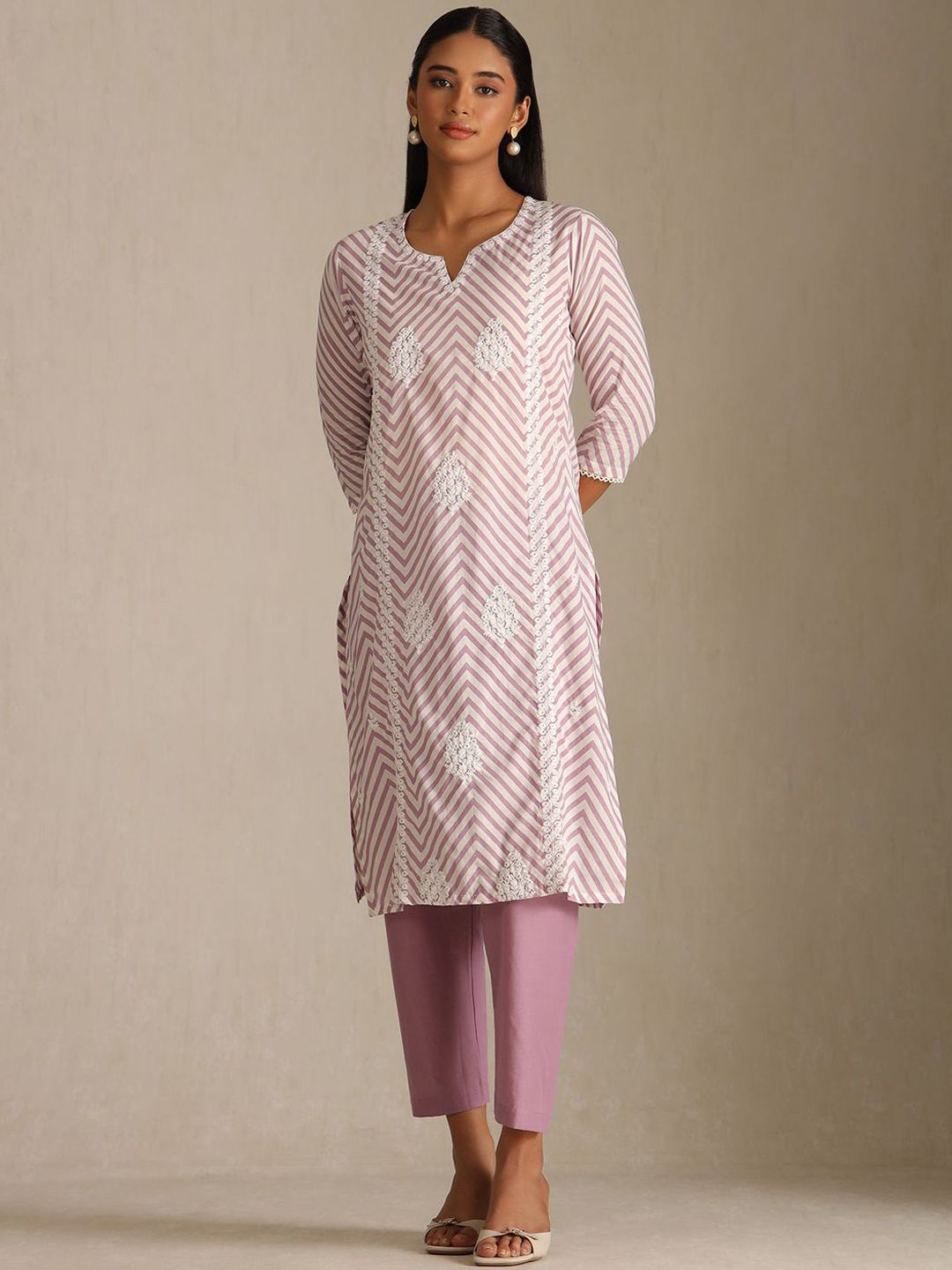 Dhiyona SO Women's Women Floral Embroidered Pure Cotton Kurta & Trousers With Floral Dupatta