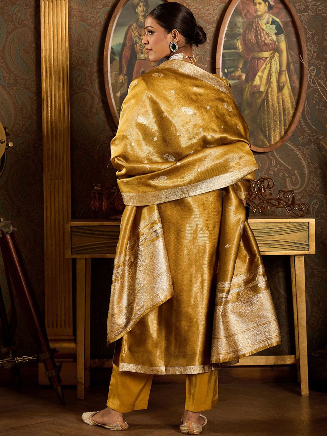 Ethnic Motifs Woven Design Zari Straight Kurta With Trousers & Dupatta