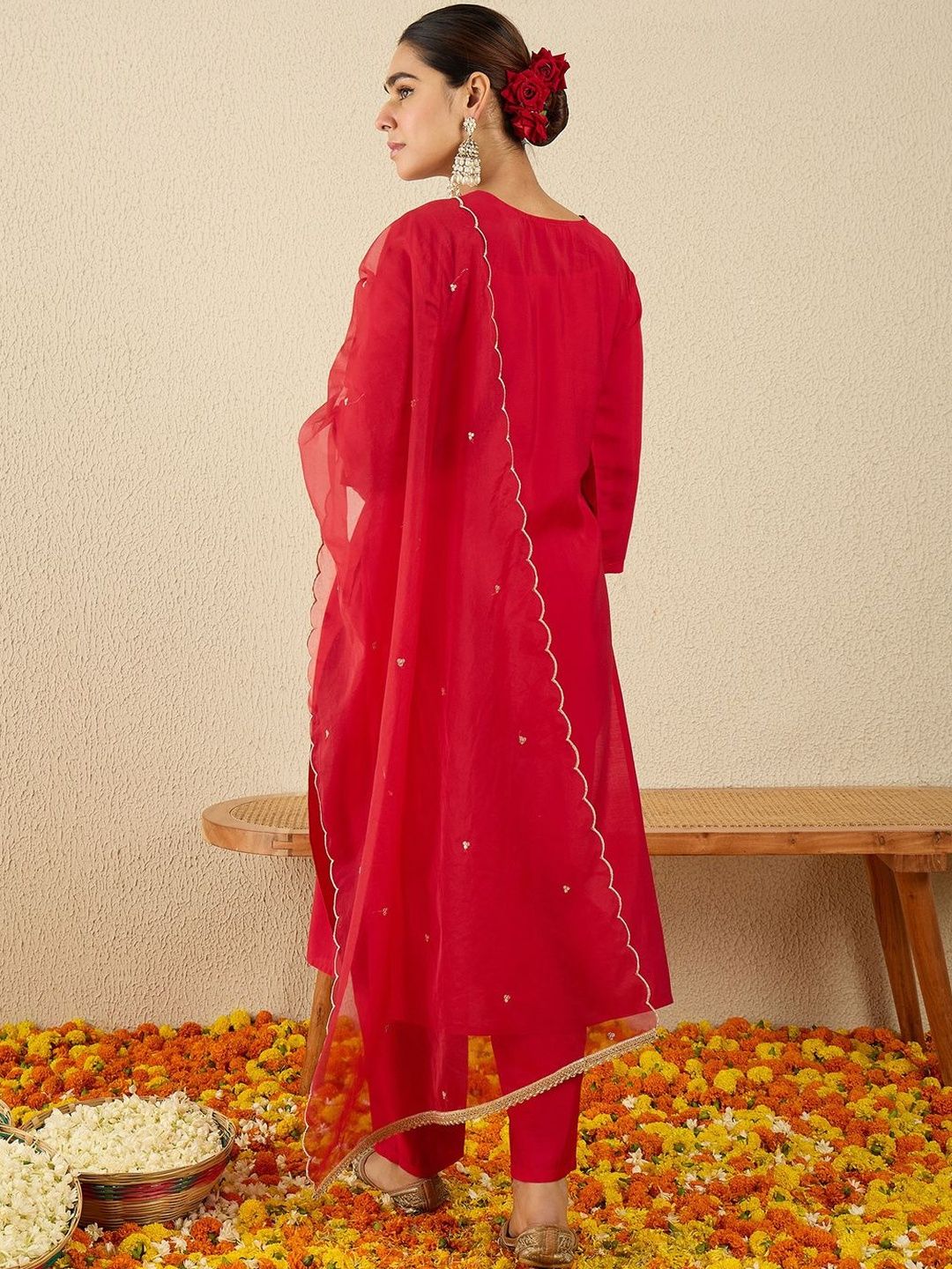 Women Ethnic Motifs Self Design Kurta with Trousers & Dupatta