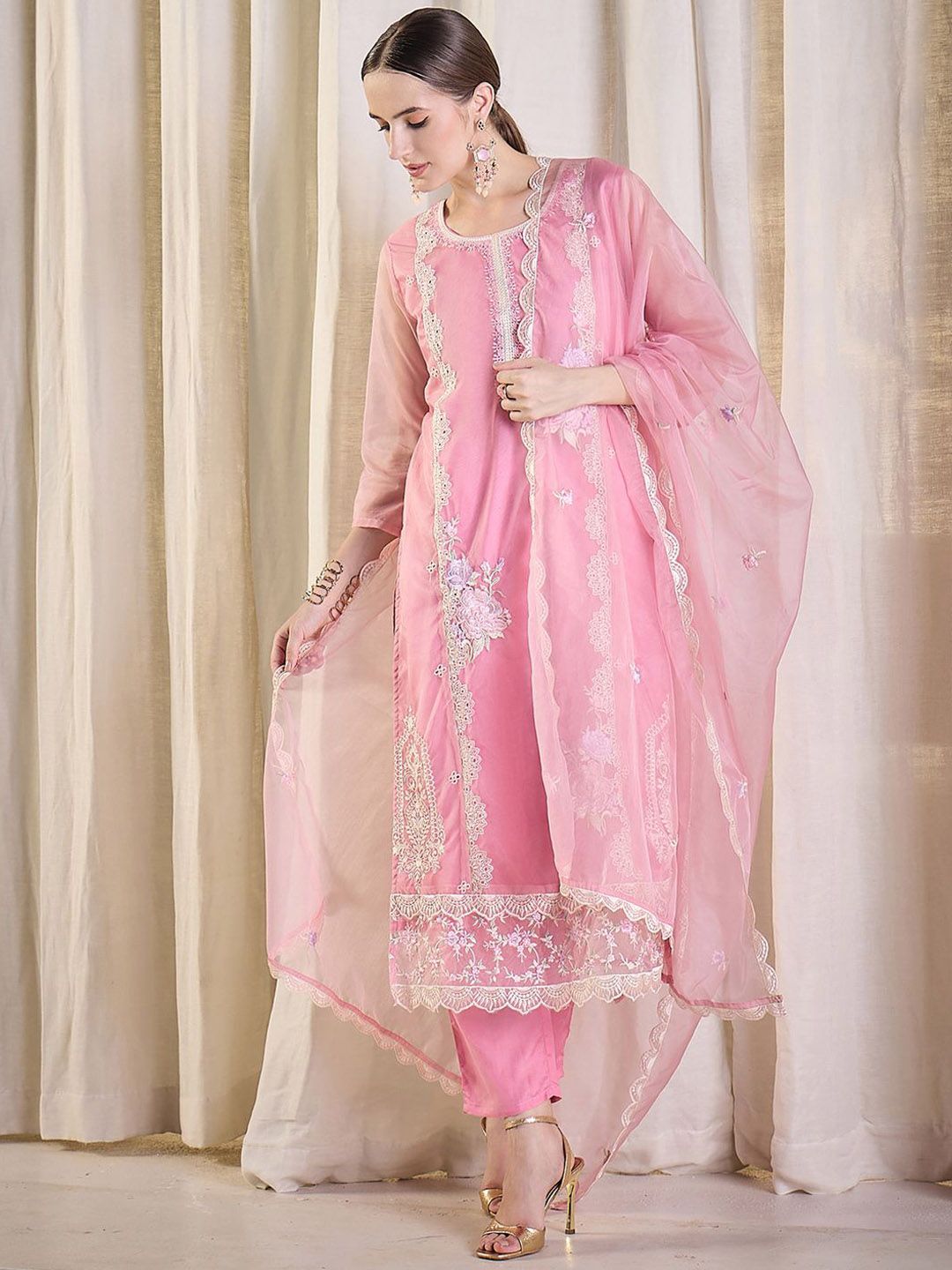 Floral Embroidered Thread Work Organza Kurta With Trousers & Dupatta