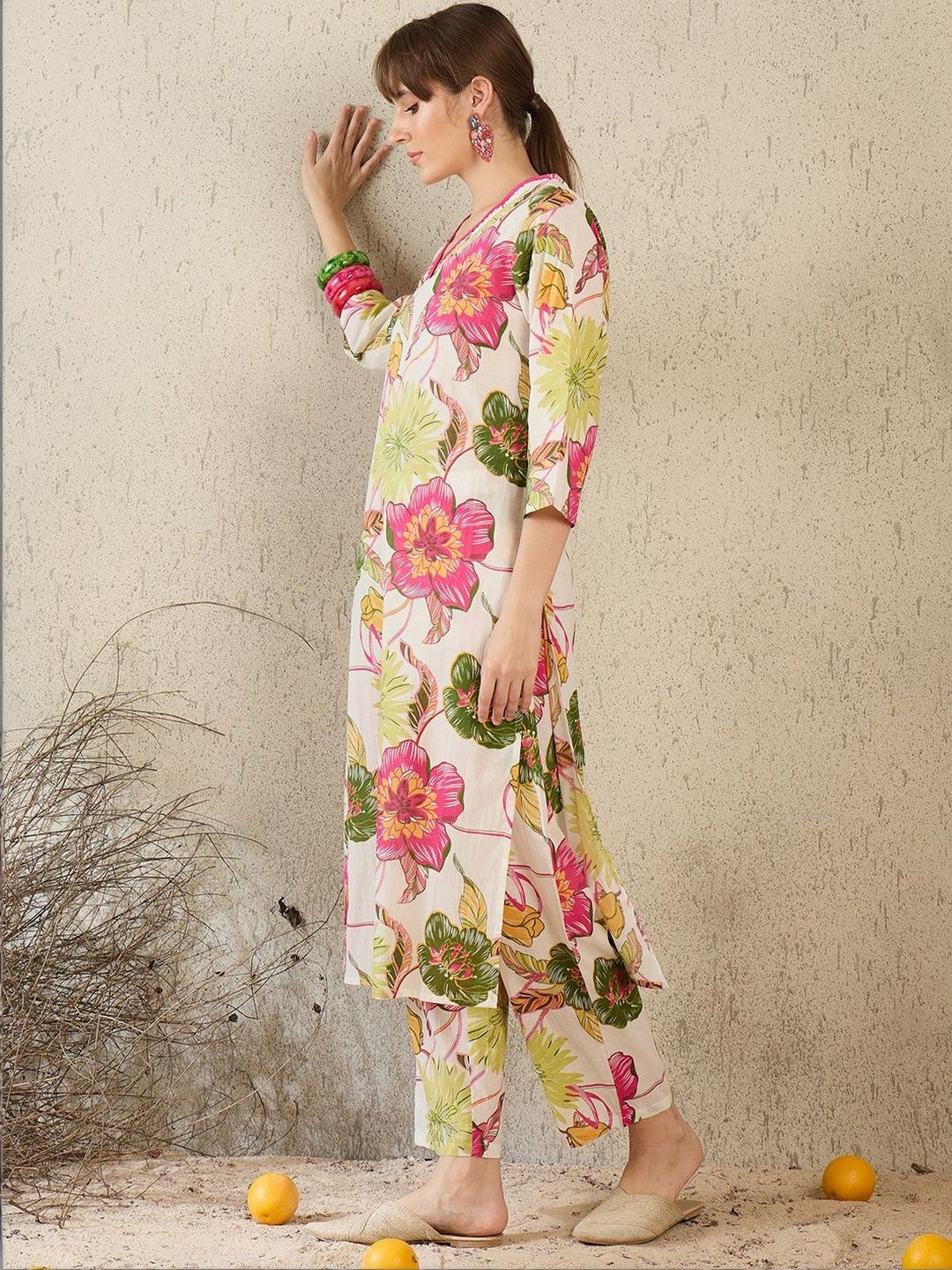 Women Floral Printed Regular Pure Cotton Kurta with Trousers