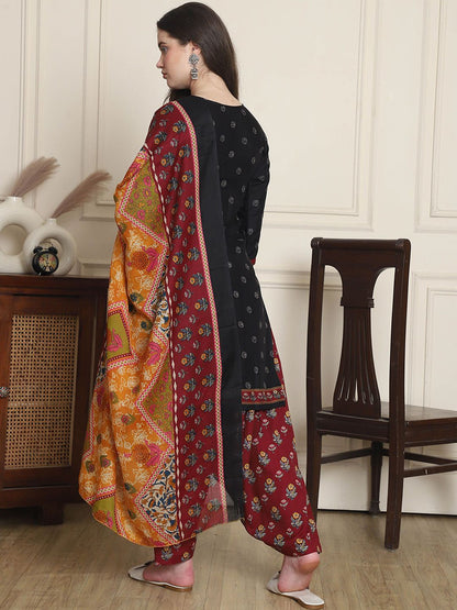 Dhiyona KL Floral Printed V-Neck Straight Kurta With Patiala & Dupatta