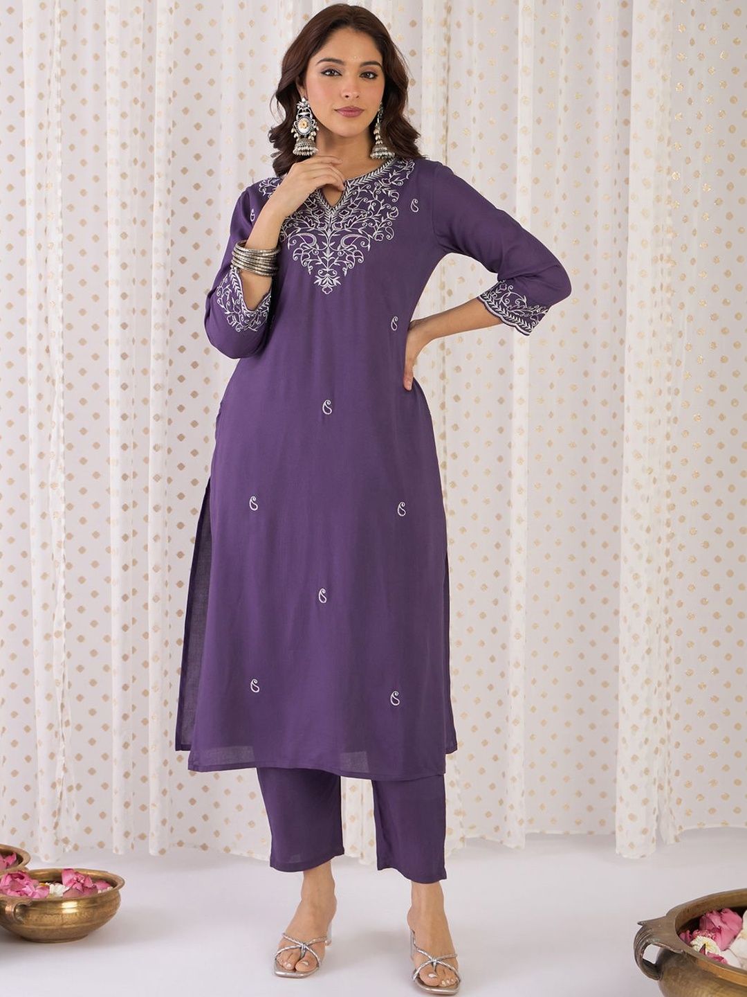 Women Ethnic Motifs Embroidered Regular Thread Work Kurta with Trousers & With Dupatta