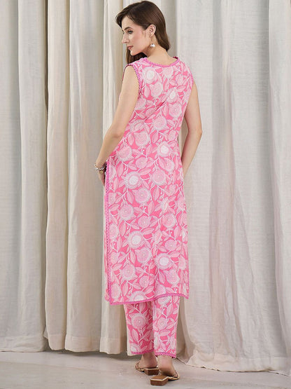 Women Floral Printed Cotton Kurta with Trousers