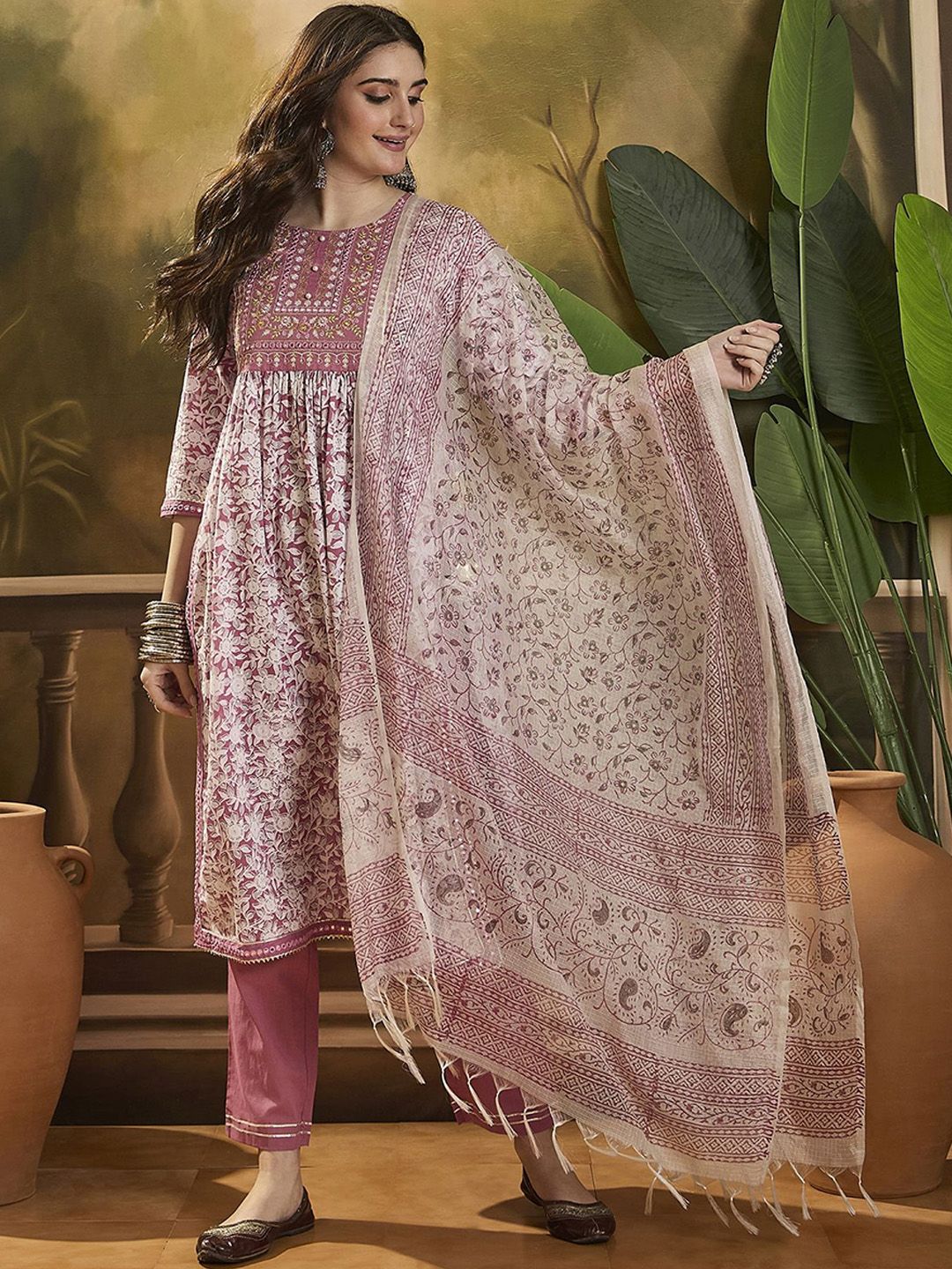 Dhiyona SN Women's Floral Printed Round Neck Kurta Trouser With Dupatta.
