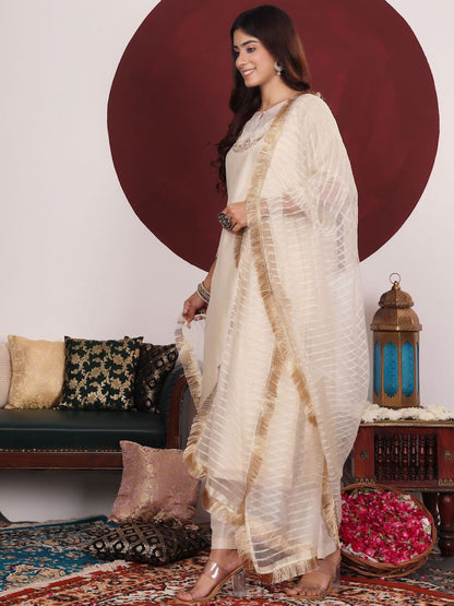 Dhiyona VA Women'sFloral Yoke Design Sequinned Keyhole Neck Straight Kurta With Trouser & Dupatta